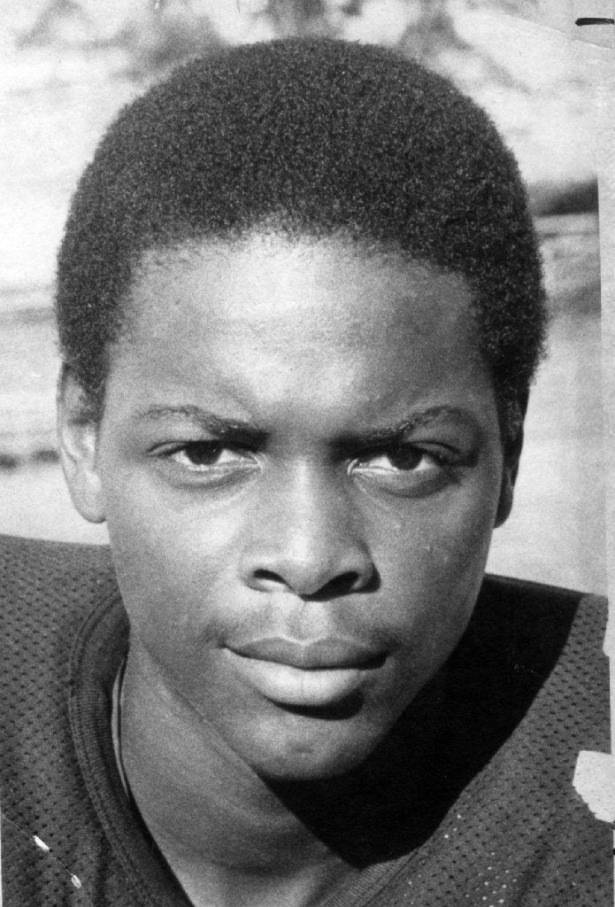 Melvin Gilliam (football)